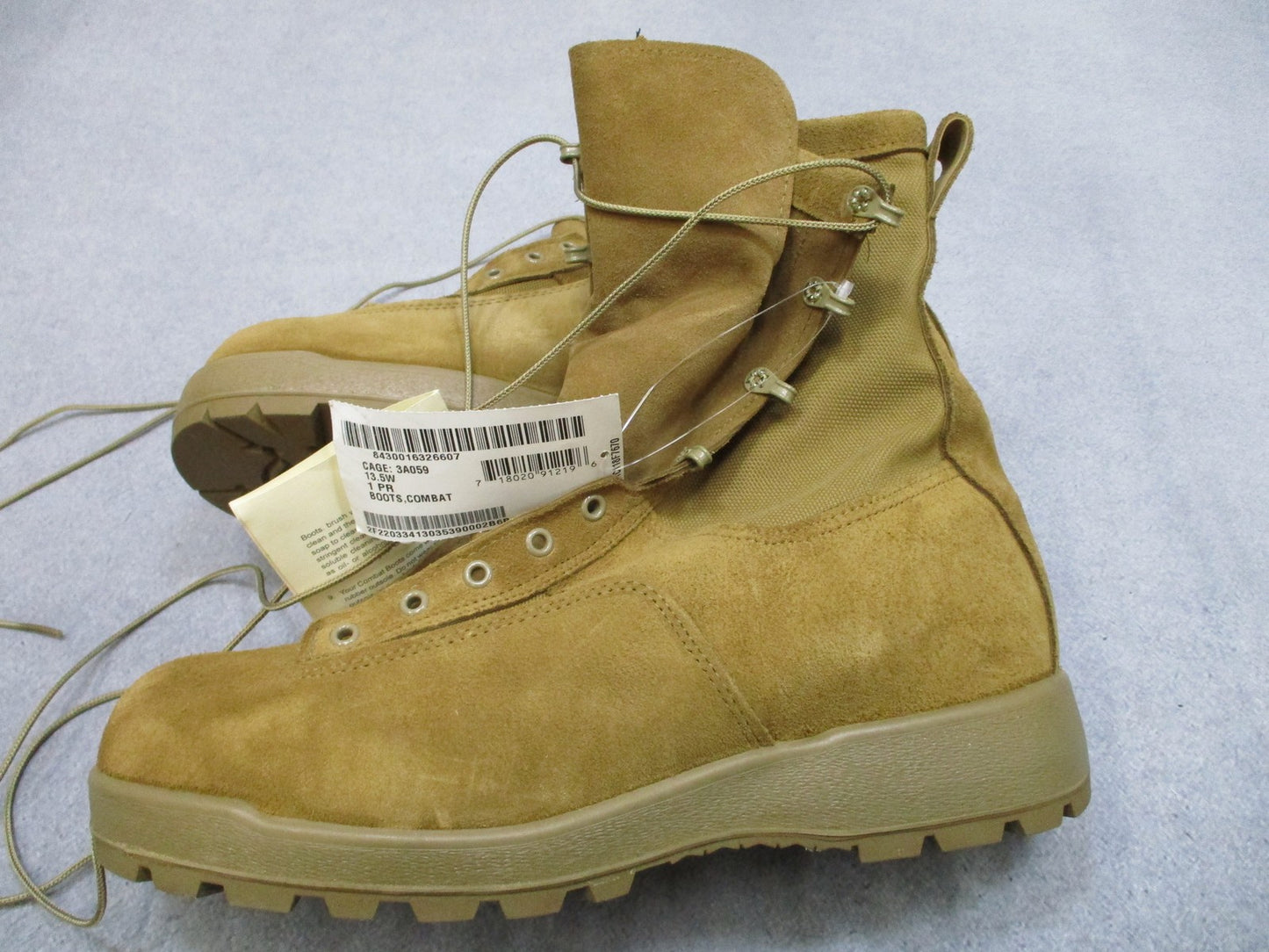 McRae Army Combat Boots 13.5W Gore-Tex Vibram Suede Cordura New w/Scuffs