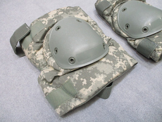 ARMY ACU Military Knee Pads Camo Adjustable Straps Made in USA (Pair) DIGITAL