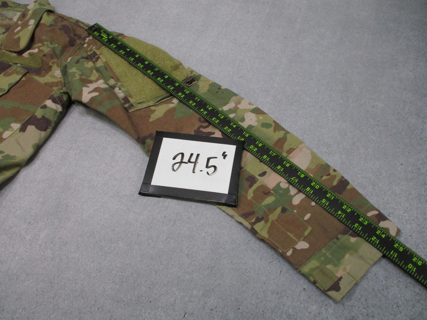Army Combat Uniform Coat FEMALE FLAME RESISTANT MultiCam Size 33-LONG OCP