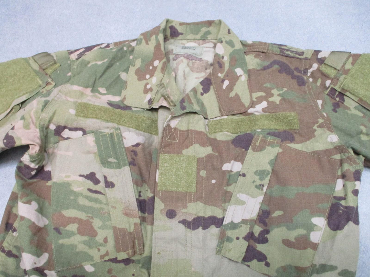 Army Combat Uniform Coat FEMALE FLAME RESISTANT MultiCam Size 33-LONG OCP