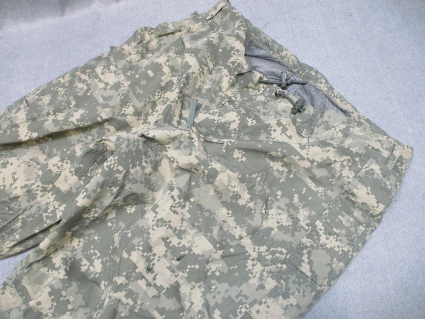Gen 3 ARMY US Military ACU Digital Camo Cold/Wet Weather Pants Used - Good 38x29 - Centex Military Gear