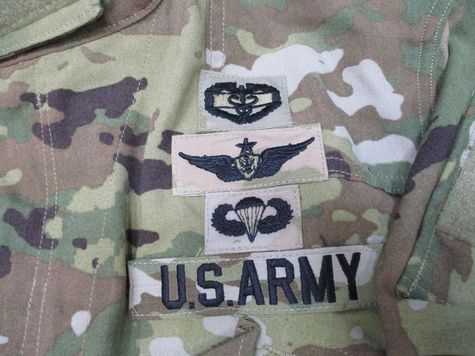 US Army Combat Aircrew Coat Medium-Regular Medical, Aviation, Parachutist Badges - Centex Military Gear