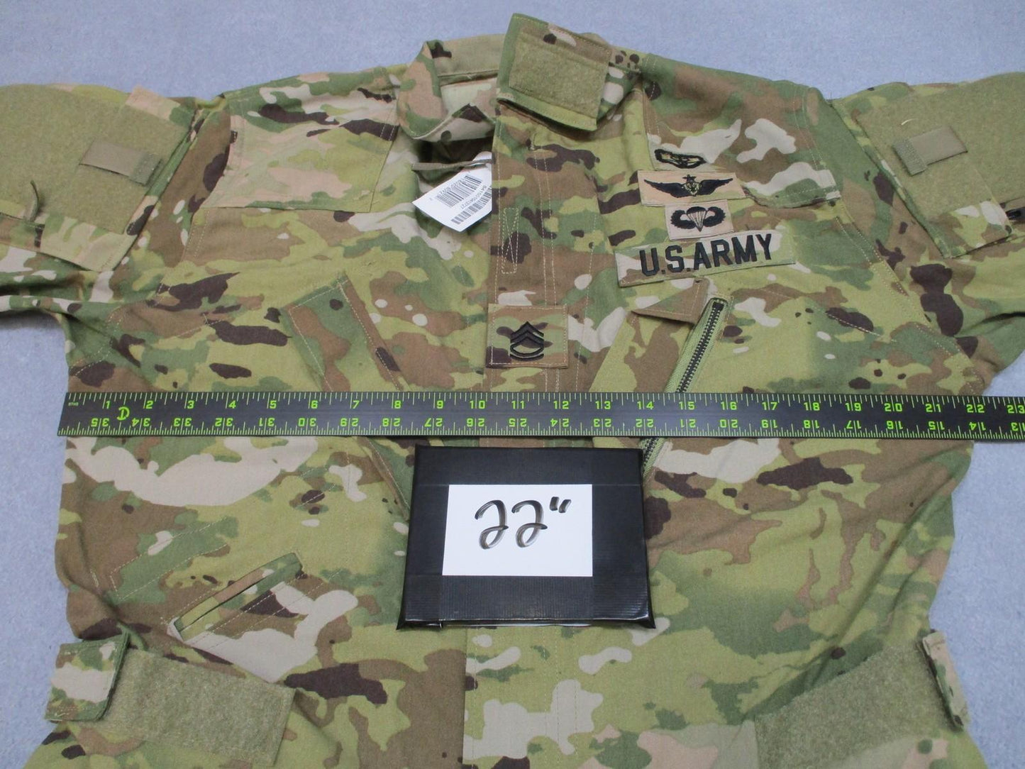 US Army Combat Aircrew Coat Medium-Regular Medical, Aviation, Parachutist Badges - Centex Military Gear