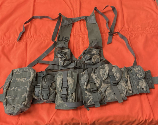 Army Riflemen Set Vest ACU UCP TACTICAL LOT Iraq War Molle Gear Delta Force - Centex Military Gear