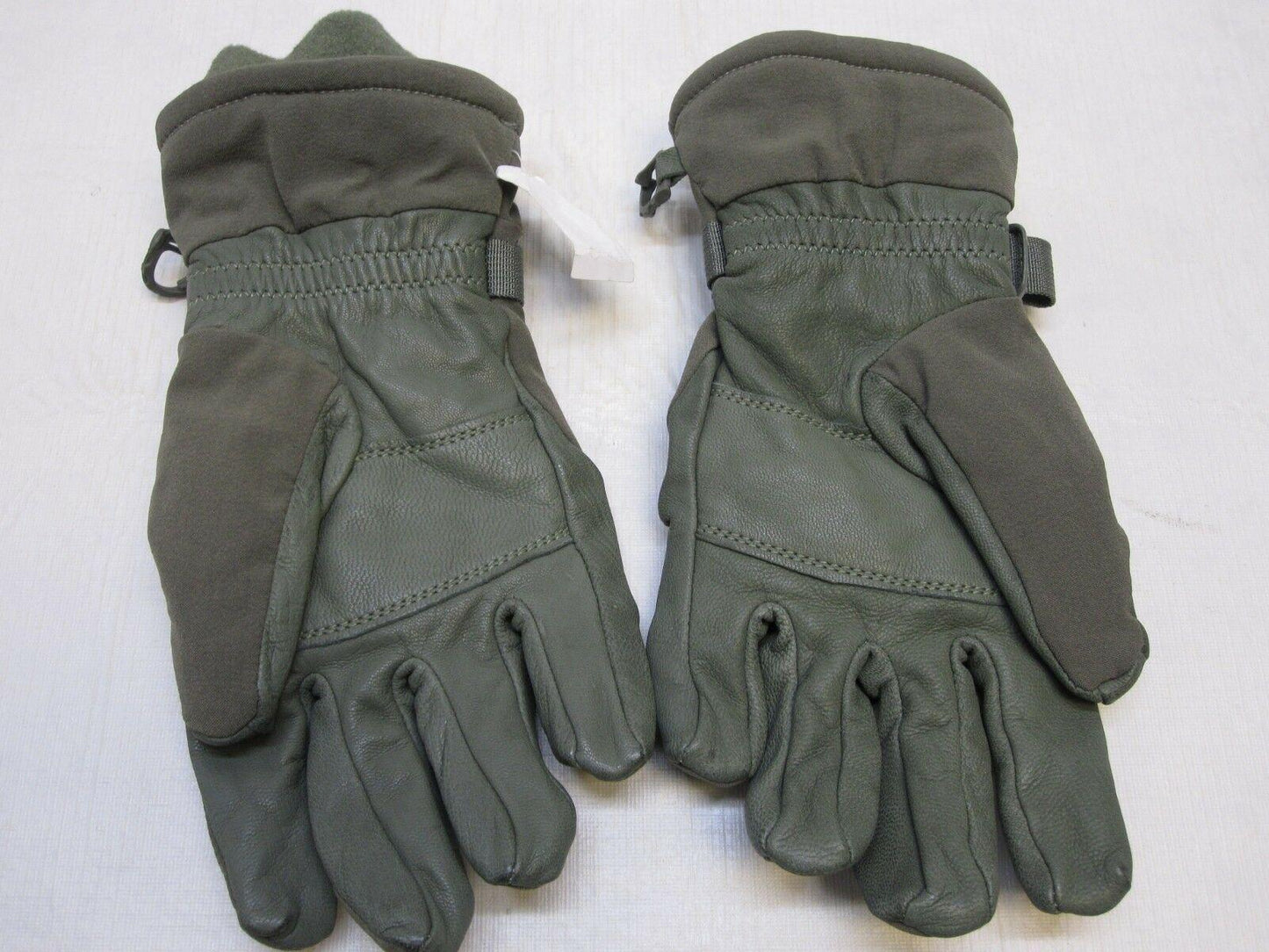 ARMY GLOVES FOLIAGE GREEN COLD/WET INTERMEDIATE GLOVE SMALL 8415-01-539-8053 - Centex Military Gear