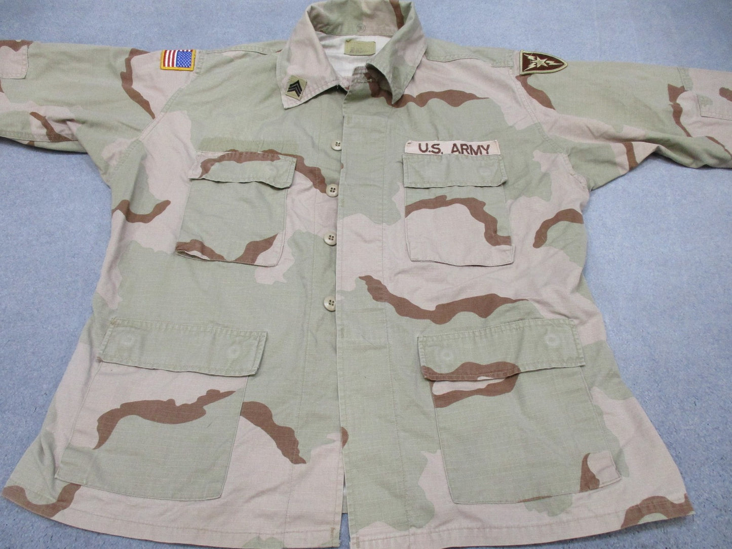 US Army Desert Combat Uniform Coat 3rd Signal Brigade Patch Large-Regular