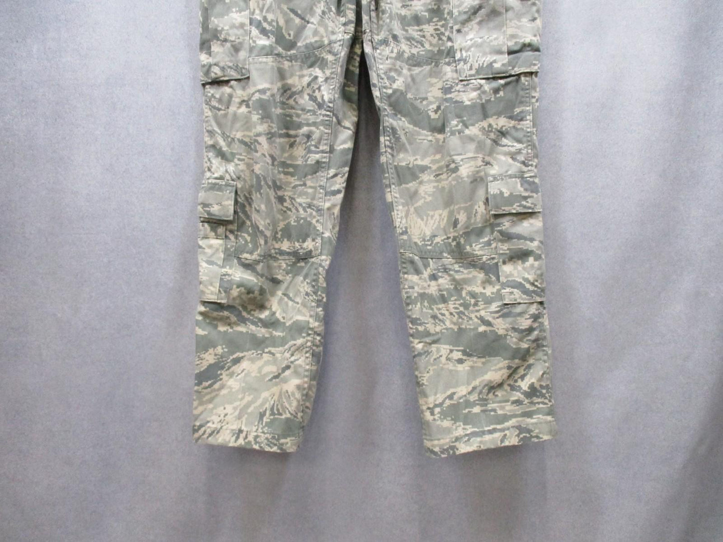 US Air Force Utility Trousers Camo Pattern 50% Cotton 50% Nylon TIGERSTRIPE 34S