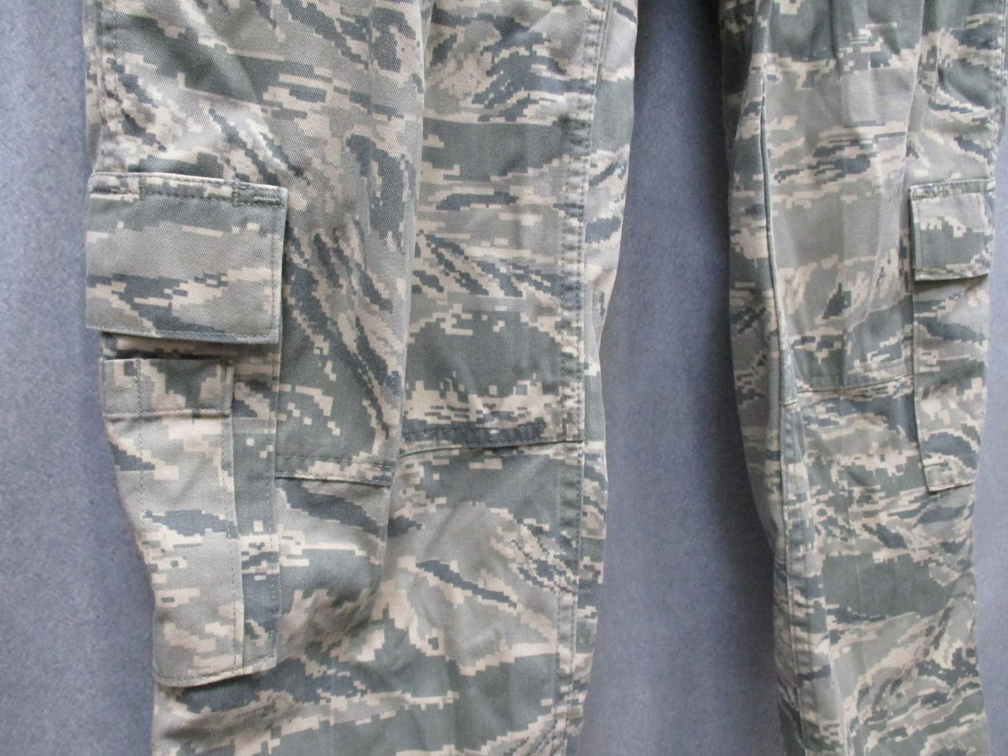 US Air Force Utility Trousers Camo Pattern 50% Cotton 50% Nylon TIGERSTRIPE 34S