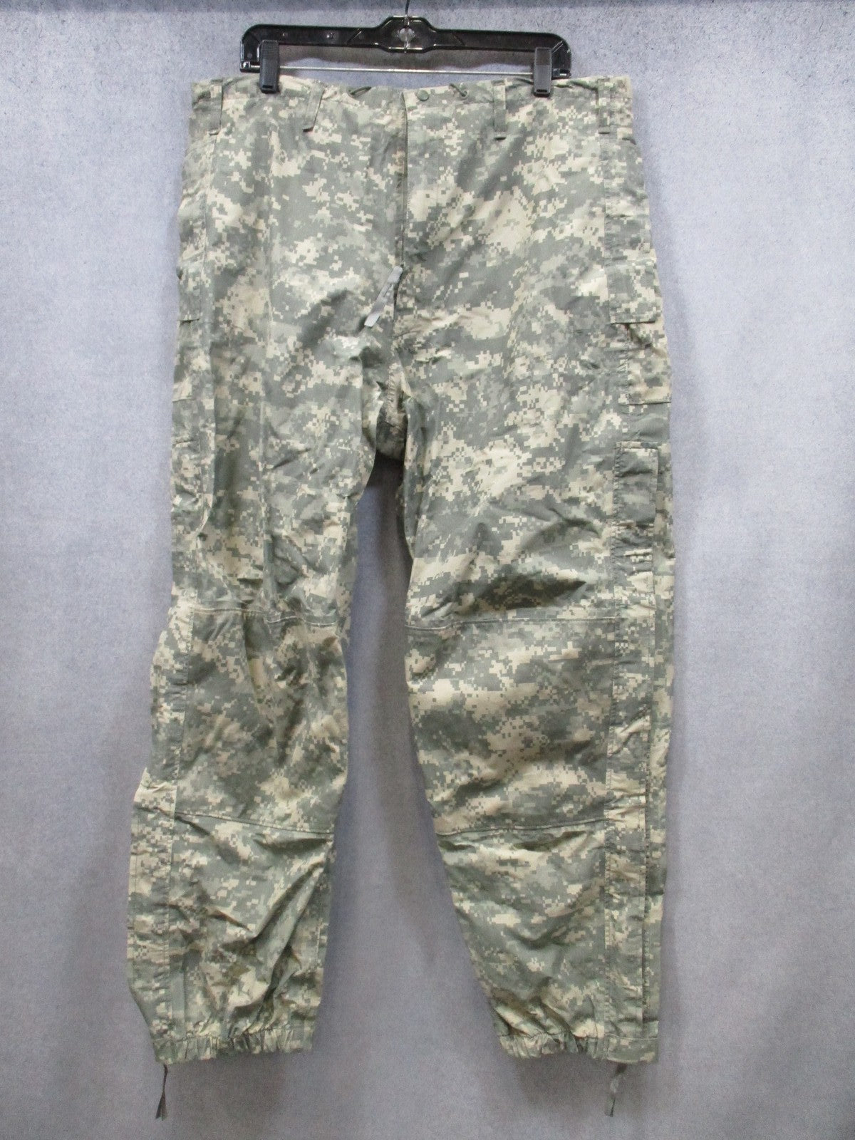 US Army ECWCS Gen III Gore-Tex Pants ACU Digital Camo Waterproof Insulated 38x30