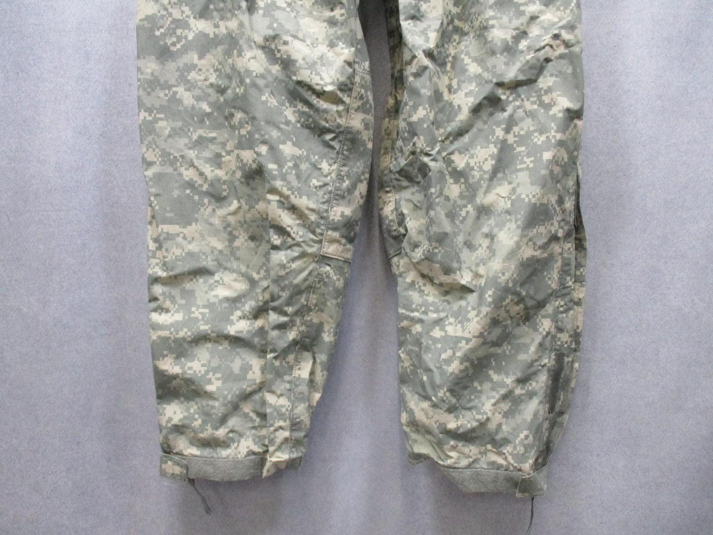 US Army ECWCS Gen III Gore-Tex Pants ACU Digital Camo Waterproof Insulated 38x30