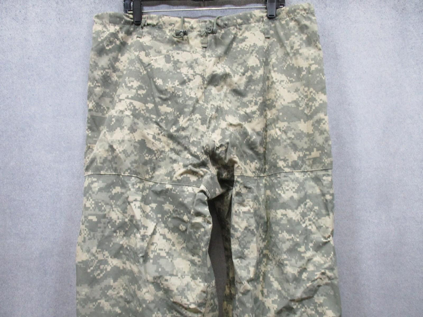 US Army ECWCS Gen III Gore-Tex Pants ACU Digital Camo Waterproof Insulated 38x30