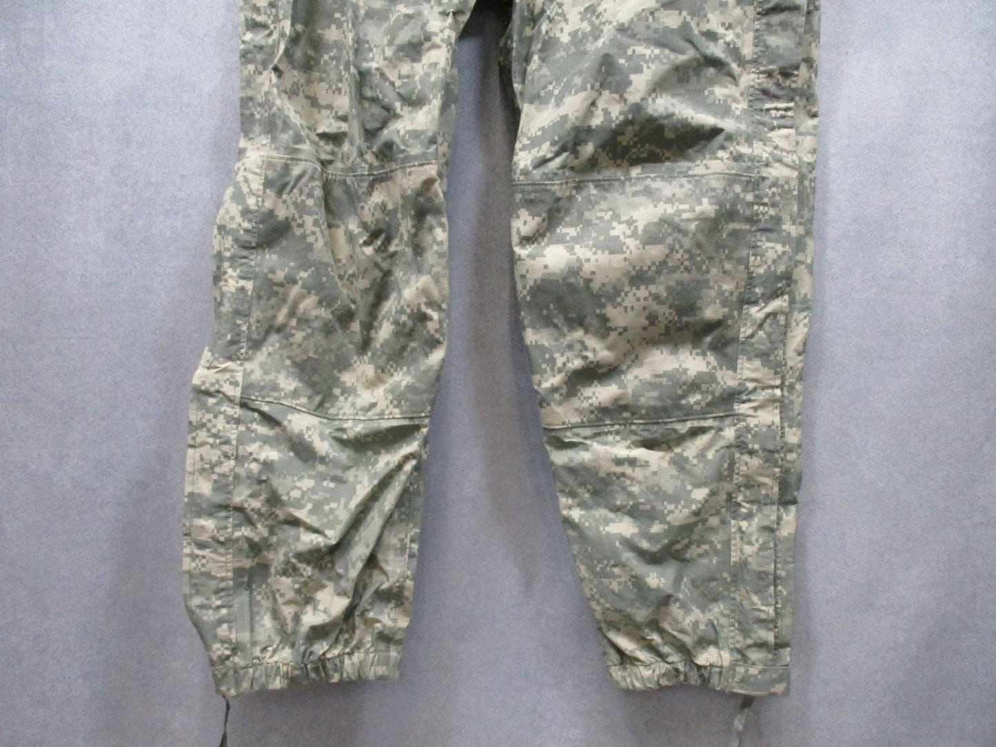 US Army ECWCS Gen III Gore-Tex Pants ACU Digital Camo Waterproof Insulated 38x30