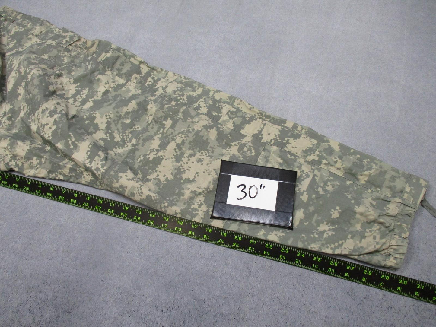 US Army ECWCS Gen III Gore-Tex Pants ACU Digital Camo Waterproof Insulated 38x30