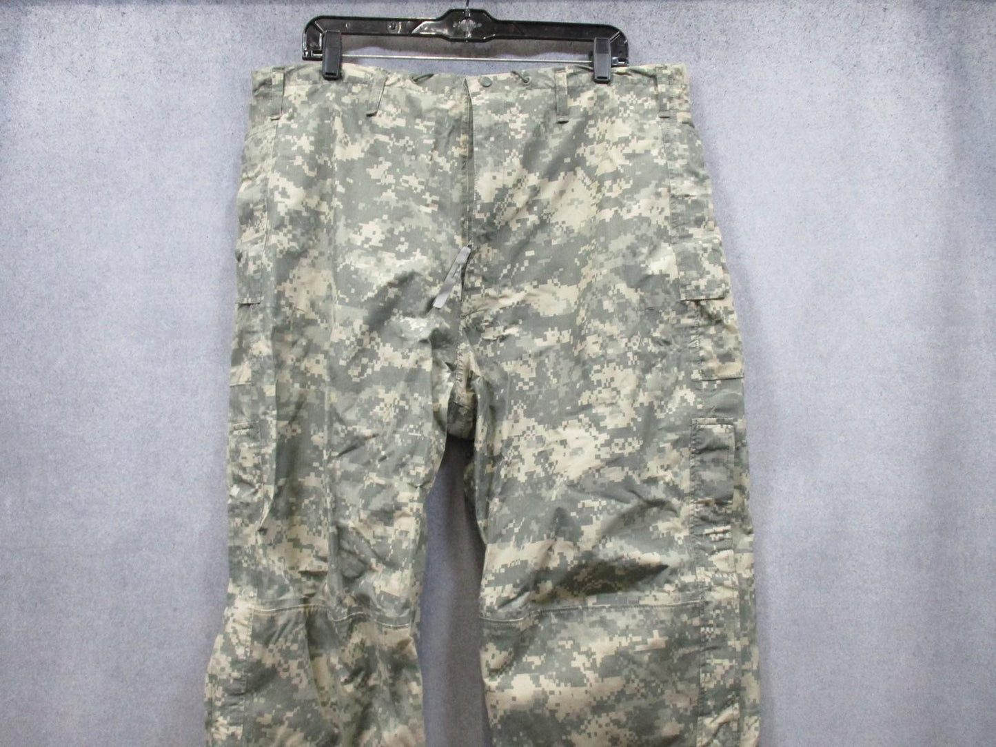 US Army ECWCS Gen III Gore-Tex Pants ACU Digital Camo Waterproof Insulated 38x30