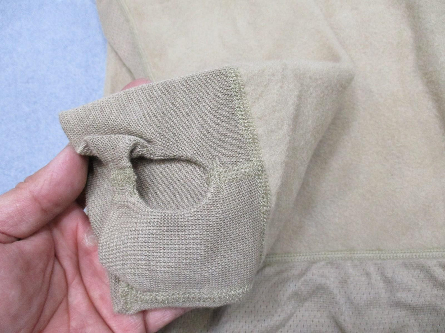 Tactical Mid Weight Fleece Shirt Large Regular Flame Resistant Moisture Wicking