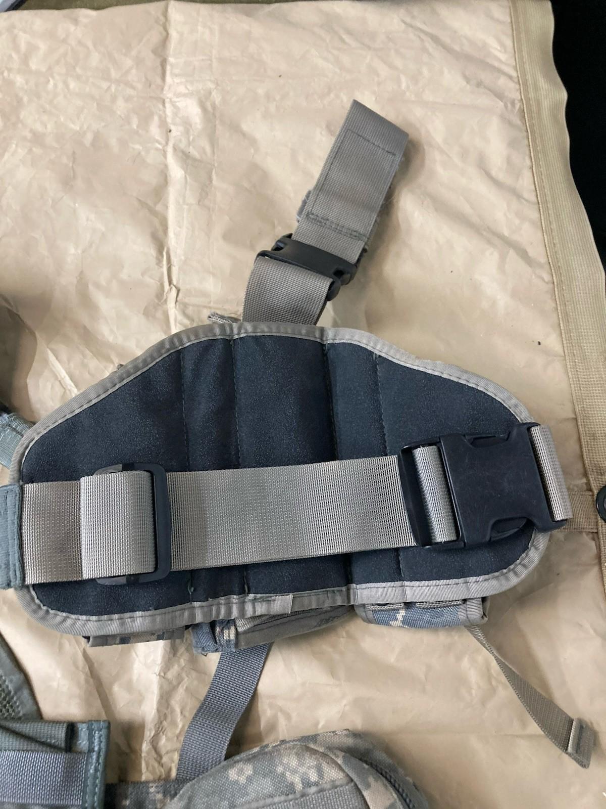 Army Issue Squad Leader Grenadier Set Acu Camo UCP Rifleman Set Iraq War