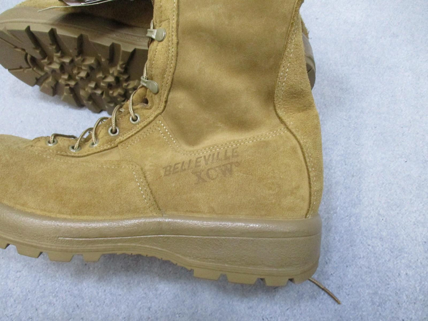Men's Belleville C755A cold weather boots with Gore-Tex membranes and Vibram soles, size 11, new, designed for durable winter wear.