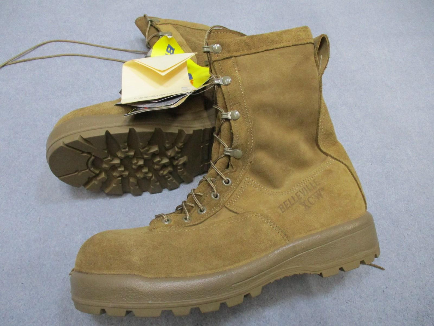 Men's Belleville C755A cold weather boots with Gore-Tex waterproof lining and Vibram sole, size 11, new.
