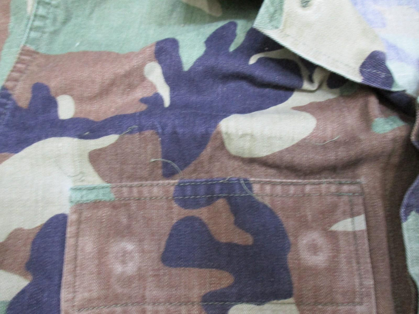 US Marines Woodland Camo Combat Coat Shirt Small Short 50/50 Cotton Nylon USMC