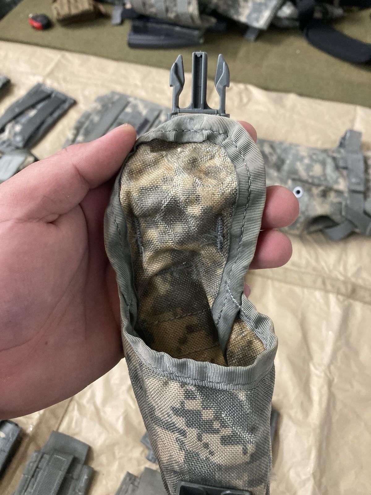 Iraq War Gear Acu Camo Vest Tactical Lot Molle Gear Lot Set