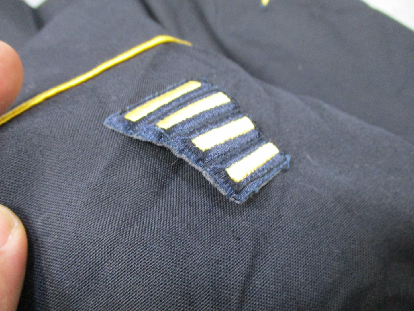 US Army Service Uniform Dress Jacket Blues SSG Rank Service Stripes Gold Buttons