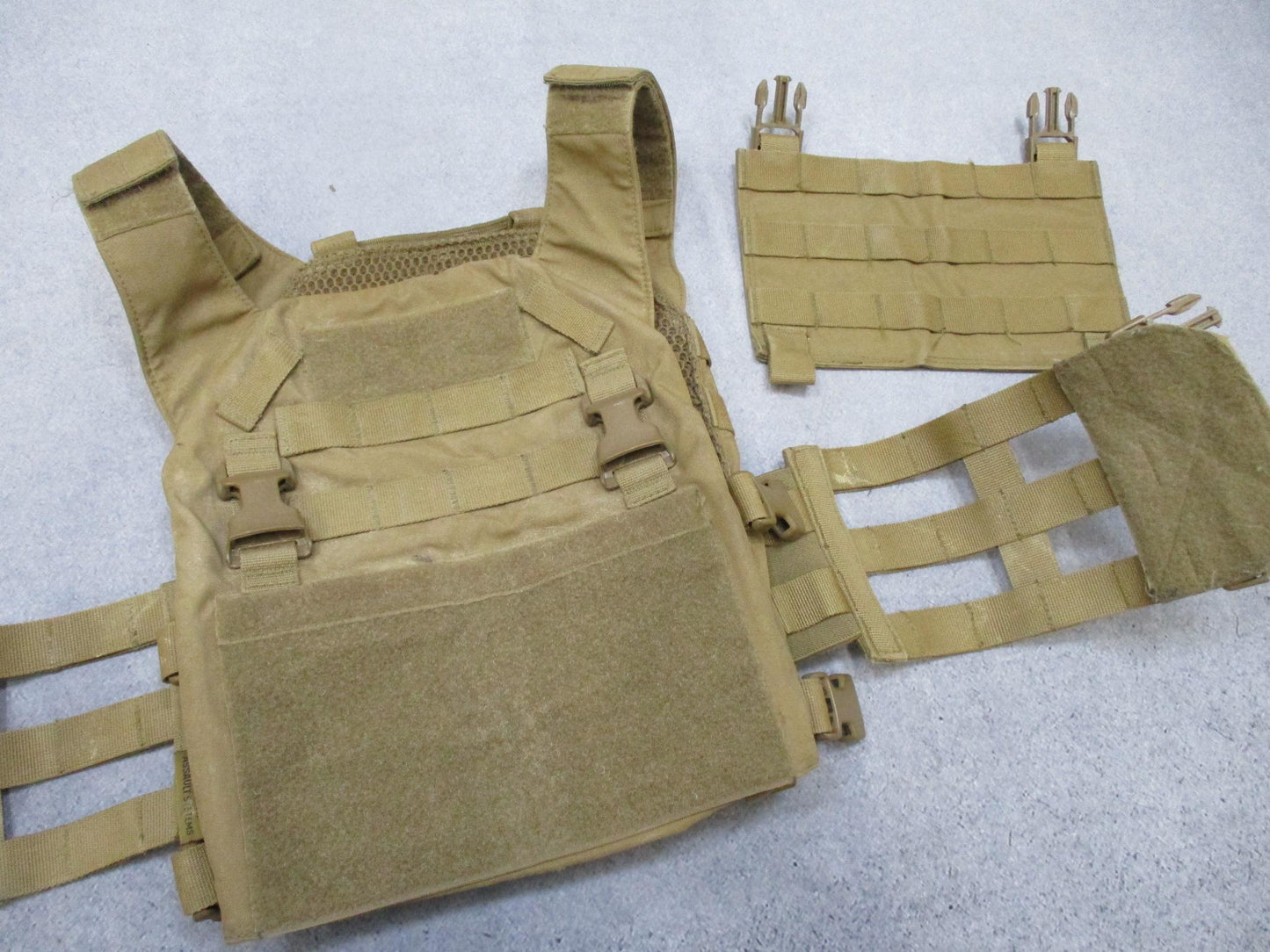 Warrior Assault Systems Recon Plate Carrier Coyote Brown S/M MOLLE Vest - Centex Military Gear
