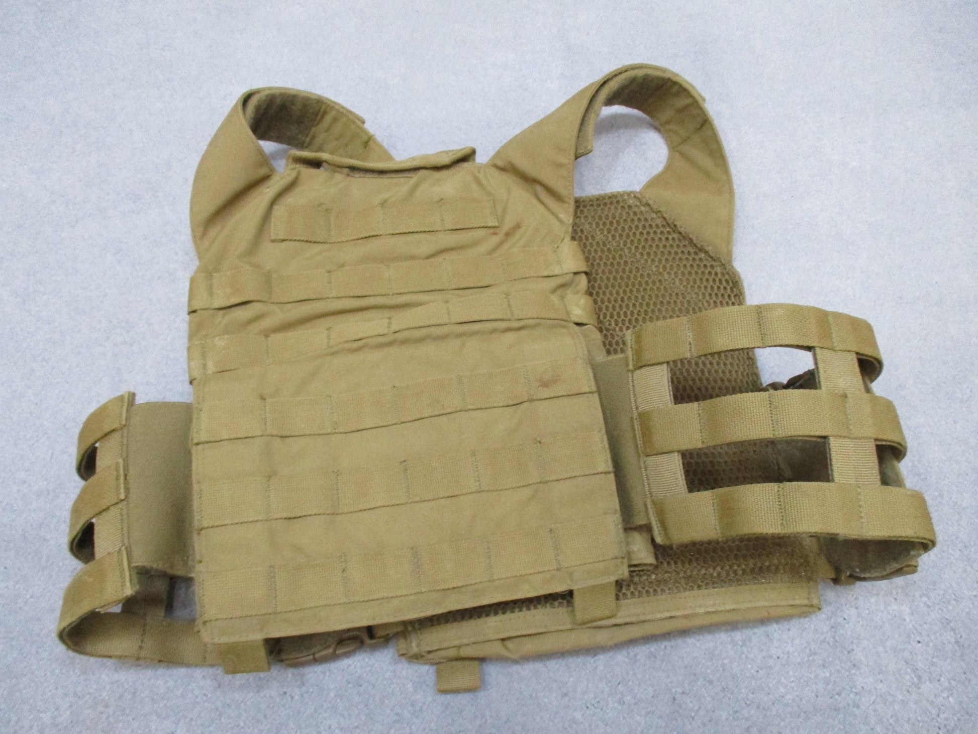Warrior Assault Systems Recon Plate Carrier Coyote Brown S/M MOLLE Vest - Centex Military Gear