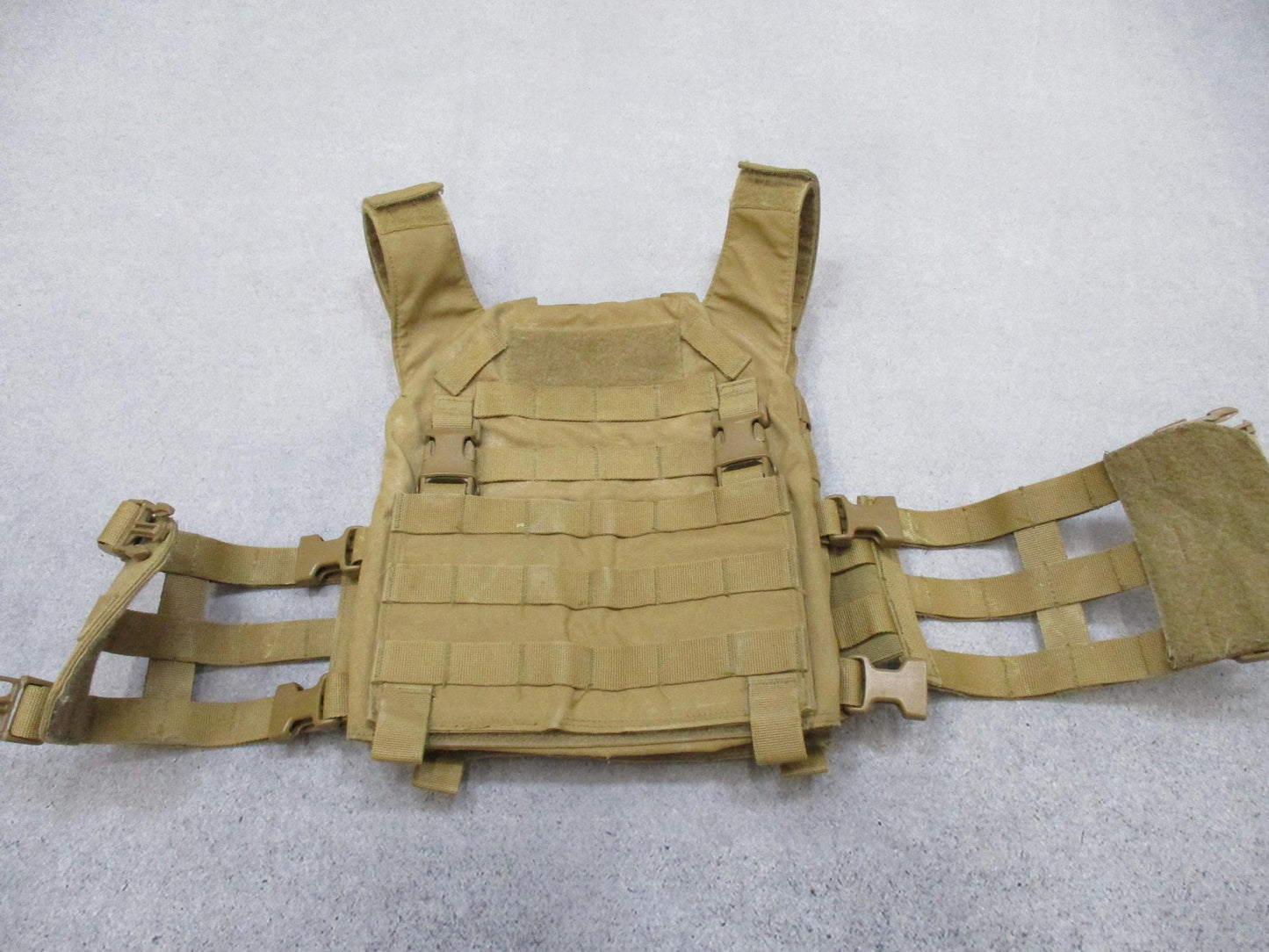 Warrior Assault Systems Recon Plate Carrier Coyote Brown S/M MOLLE Vest - Centex Military Gear