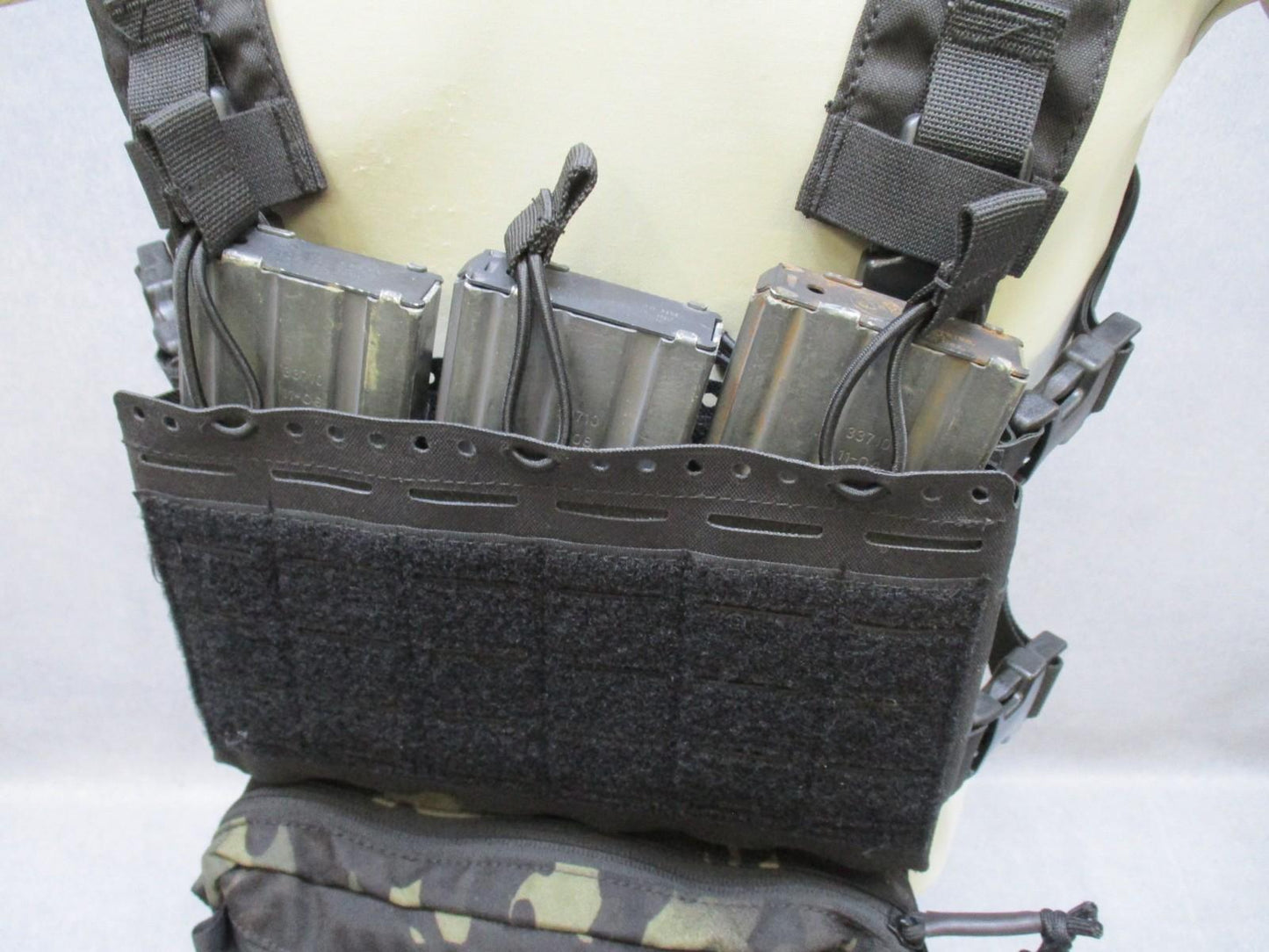 Modular Tactical Chest Rig / Black Placard System w/ Dangler Pouch Multicam Blk - Centex Military Gear