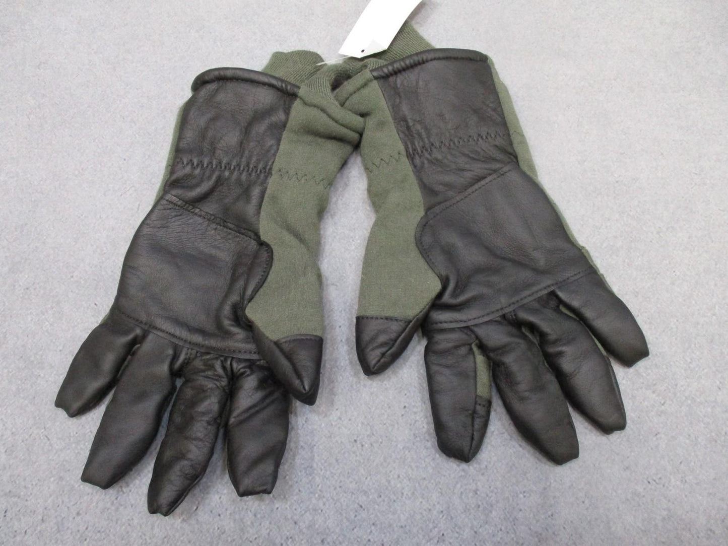 USGI Military Army HAU-15/P Flyer's Gloves Intermediate Cold Weather Size 10 - Centex Military Gear