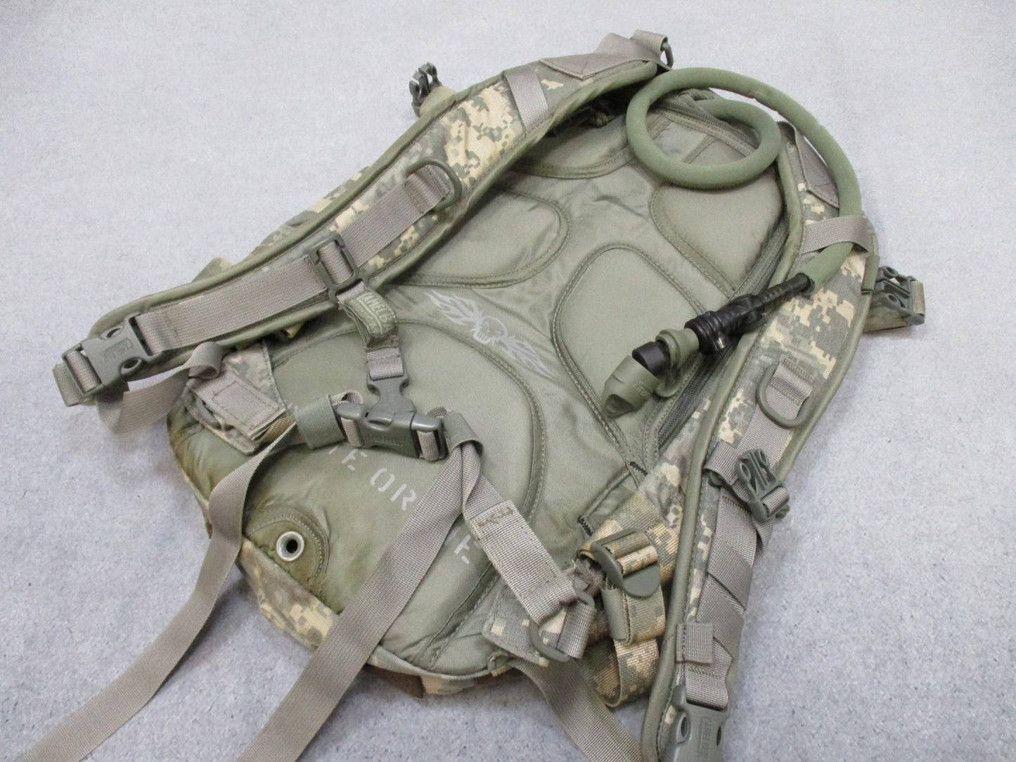 Army CamelBak H.A.W.G. 500 Hydration Pack Backpack Digital Camo MOLLE Reservoir - Centex Military Gear