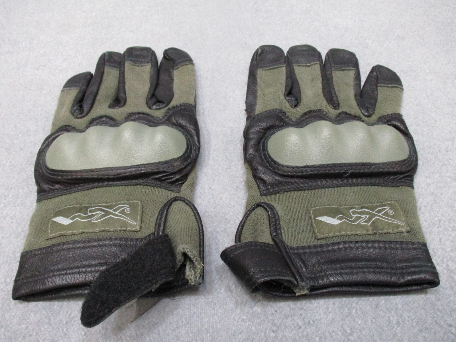 Centex Military Gear Wiley X Combat CAG-1 tactical gloves in foliage green, XL size, leather with hard padded knuckles.