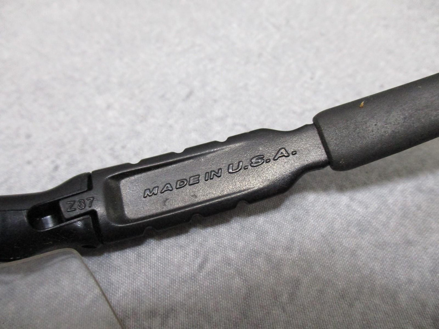 Oakley SI M Frame 2.0 ballistic safety glasses kit with multiple lenses and case for military and tactical use.