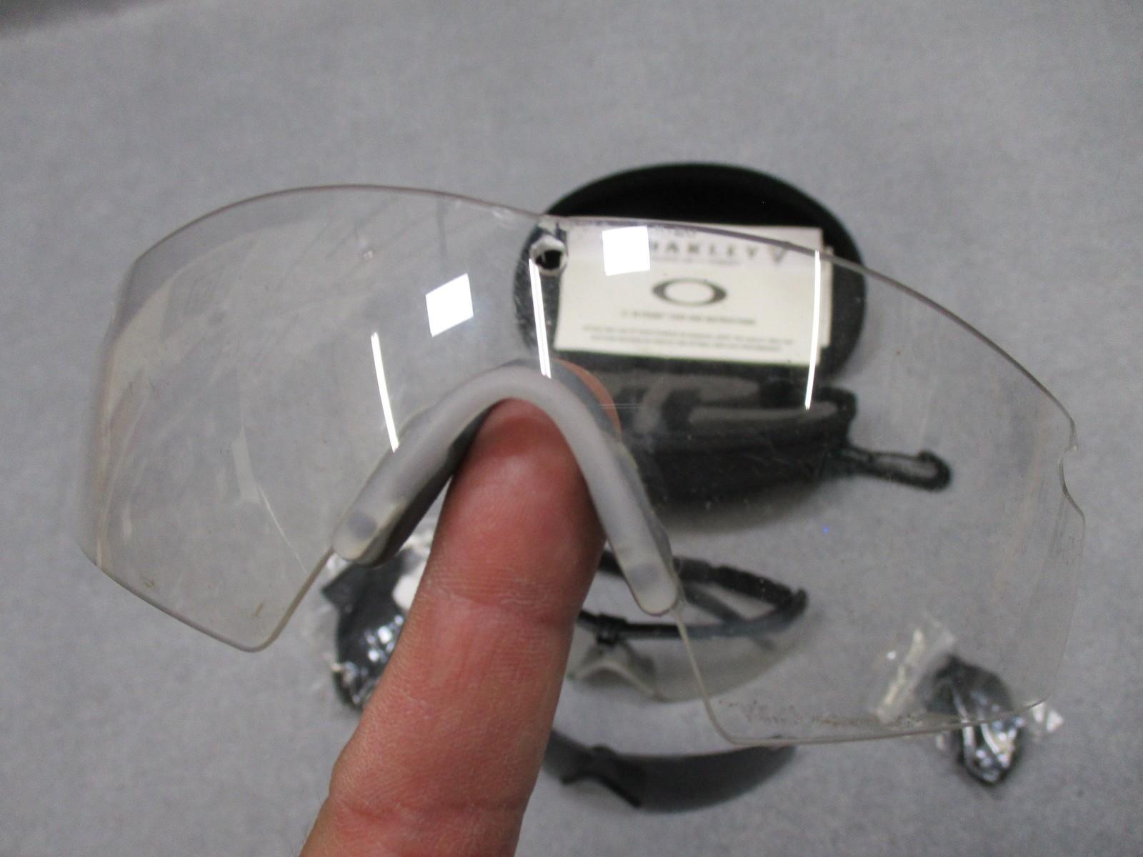 Oakley SI M Frame 2.0 ballistic safety glasses kit with multiple lenses and case, designed for military and tactical use