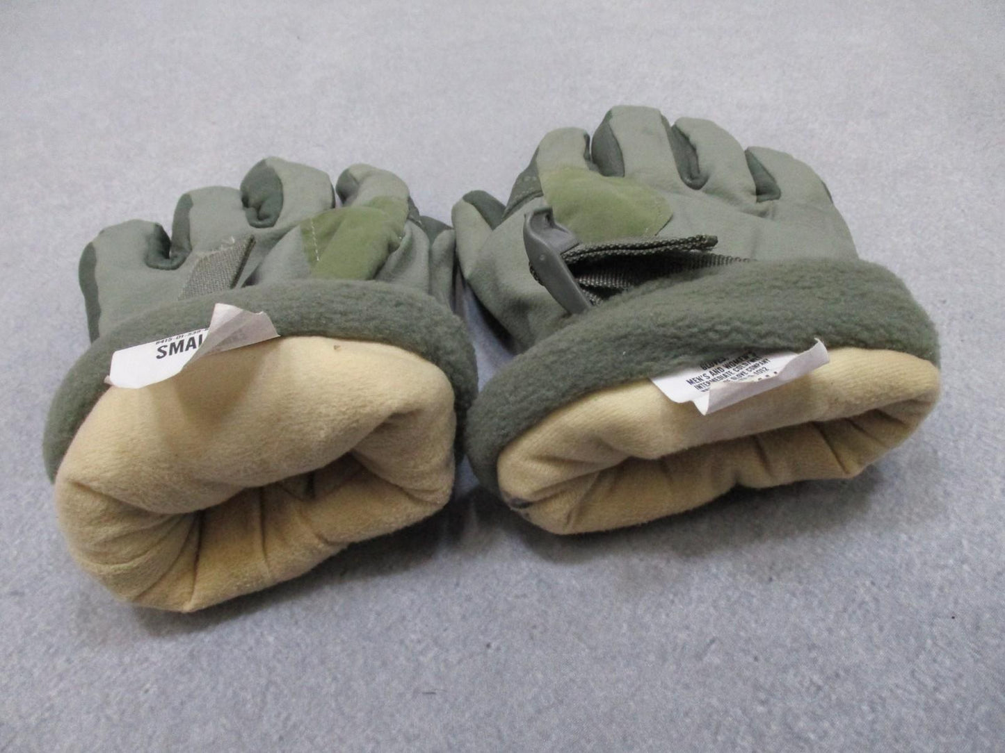 Centex Military Gear USGI Army issue cold/wet weather gloves for men and women, small size, designed for outdoor protection