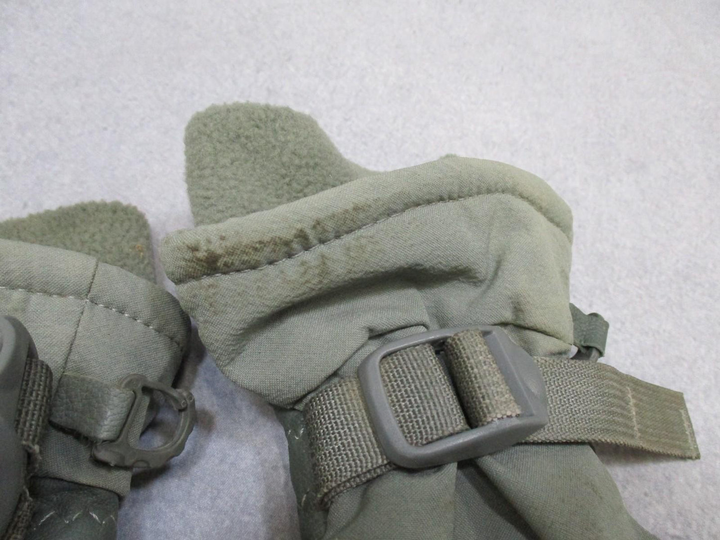 Military issue cold/wet weather gloves by Centex Military Gear, small size, designed for men and women, with insulated, durable fabric.