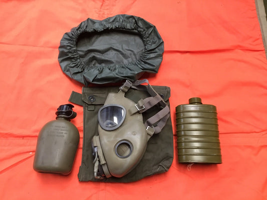 Czech M10m gas mask Soviet Gost filter lot with Cold War era size 2, shown with mask and filter components.