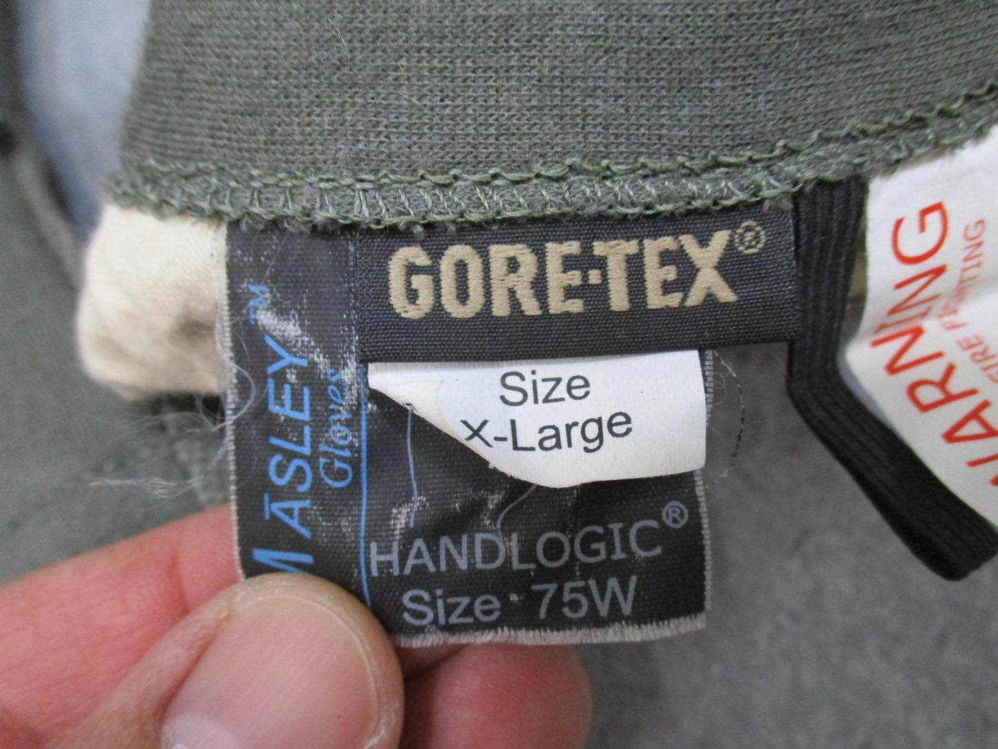 USGI Masley Glove HANDLOGIC 75W GORE-TEX Nomex goatskin gloves, X-Large size, designed for durability and protection.