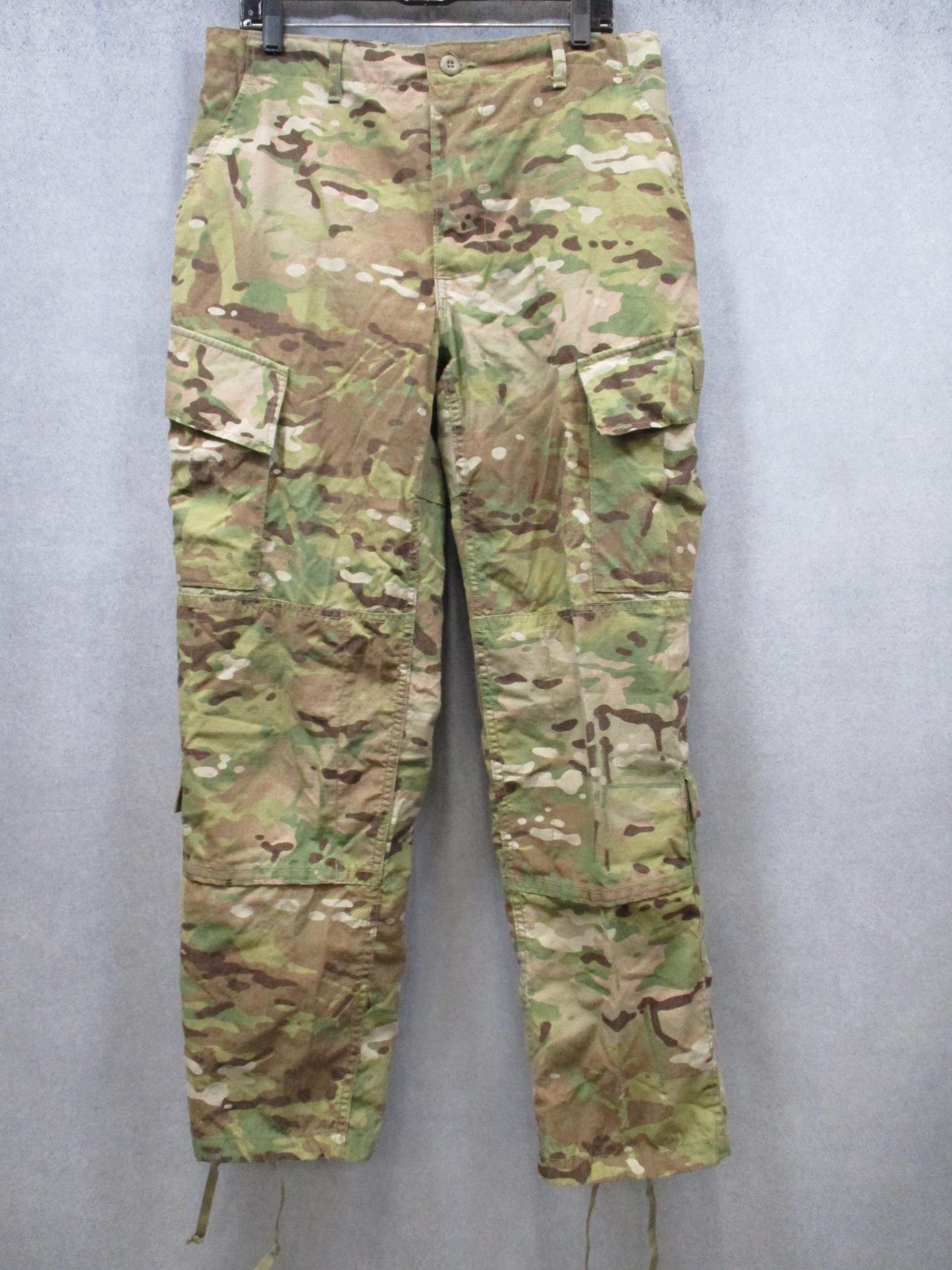 US Army ACU Flame Resistant Combat Trousers Medium Regular MultiCam Cargo Pants
