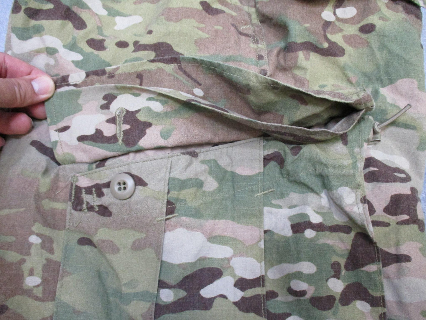 US Army ACU Flame Resistant Combat Trousers Medium Regular MultiCam Cargo Pants