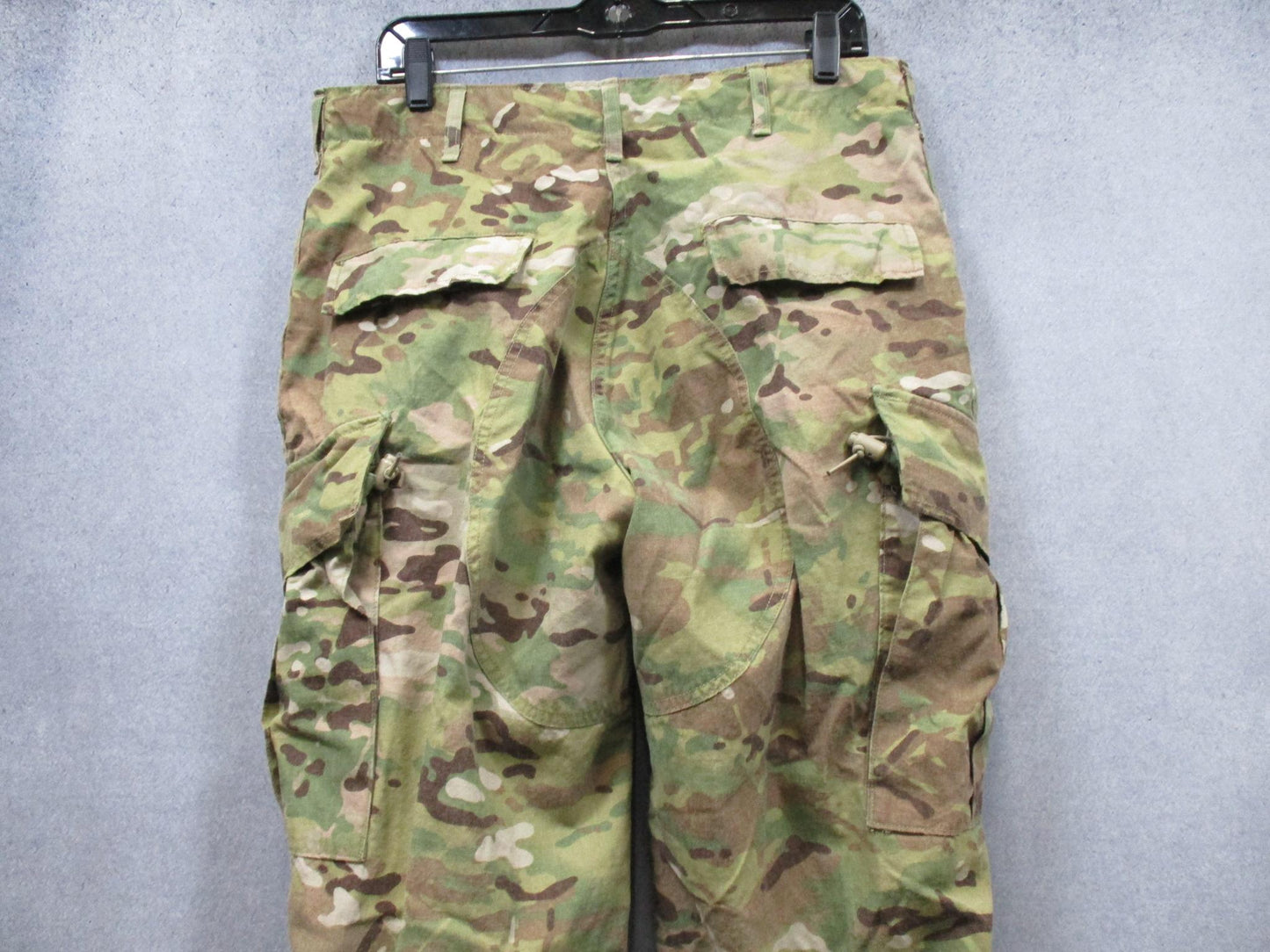 US Army ACU Flame Resistant Combat Trousers Medium Regular MultiCam Cargo Pants