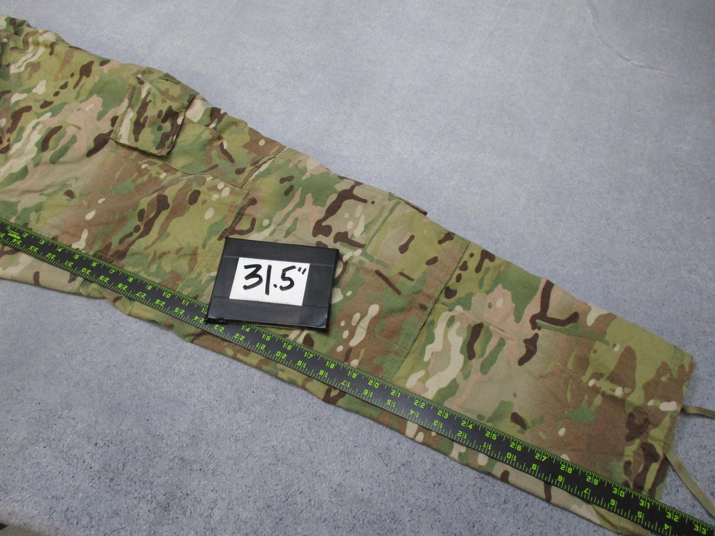 US Army ACU Flame Resistant Combat Trousers Medium Regular MultiCam Cargo Pants