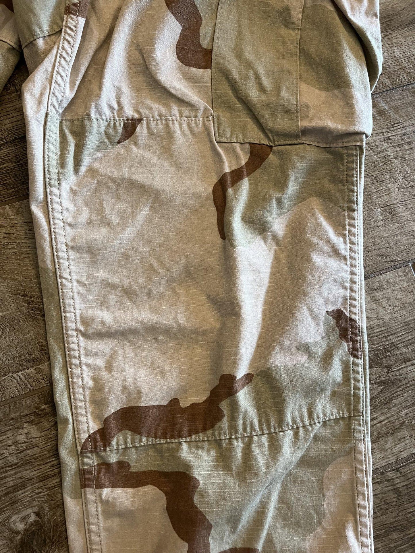 Propper DCU Desert Camo Combat Cargo Pants Medium Regular 50% Nylon 50% Cotton