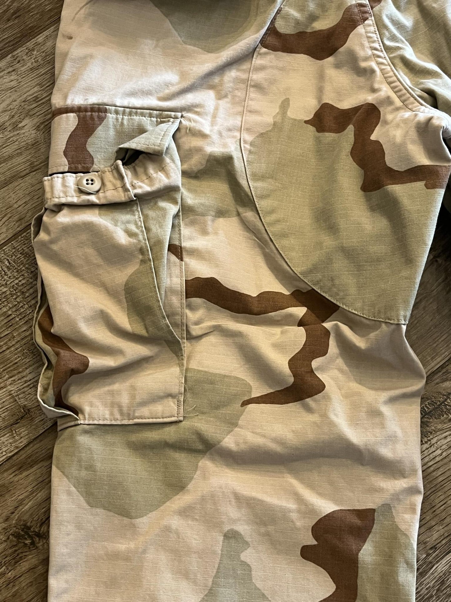 Propper DCU Desert Camo Combat Cargo Pants Medium Regular 50% Nylon 50% Cotton