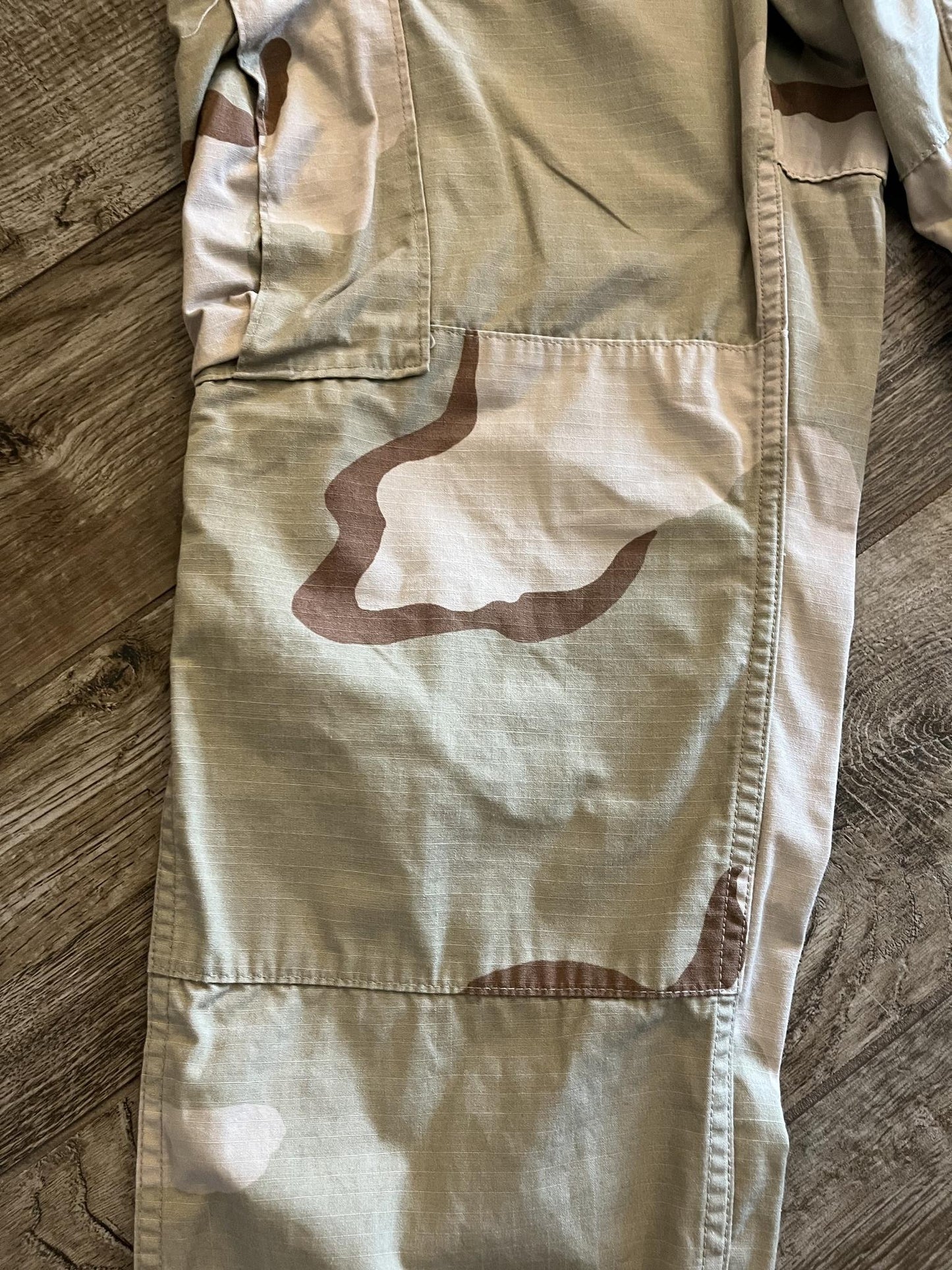 Propper DCU Desert Camo Combat Cargo Pants Medium Regular 50% Nylon 50% Cotton