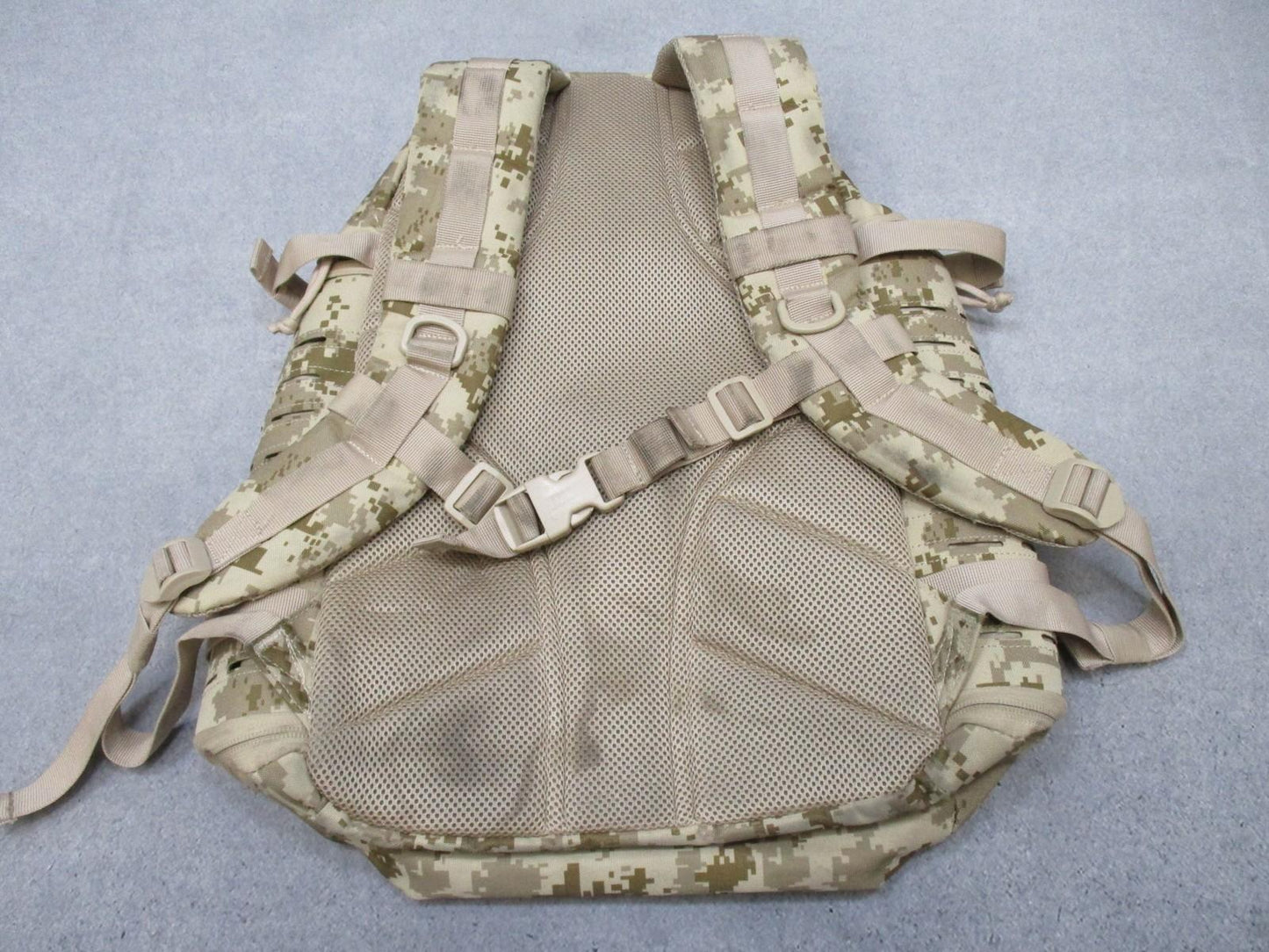 Highland Tactical Assault Backpack Desert Digital Camo MOLLE System Used