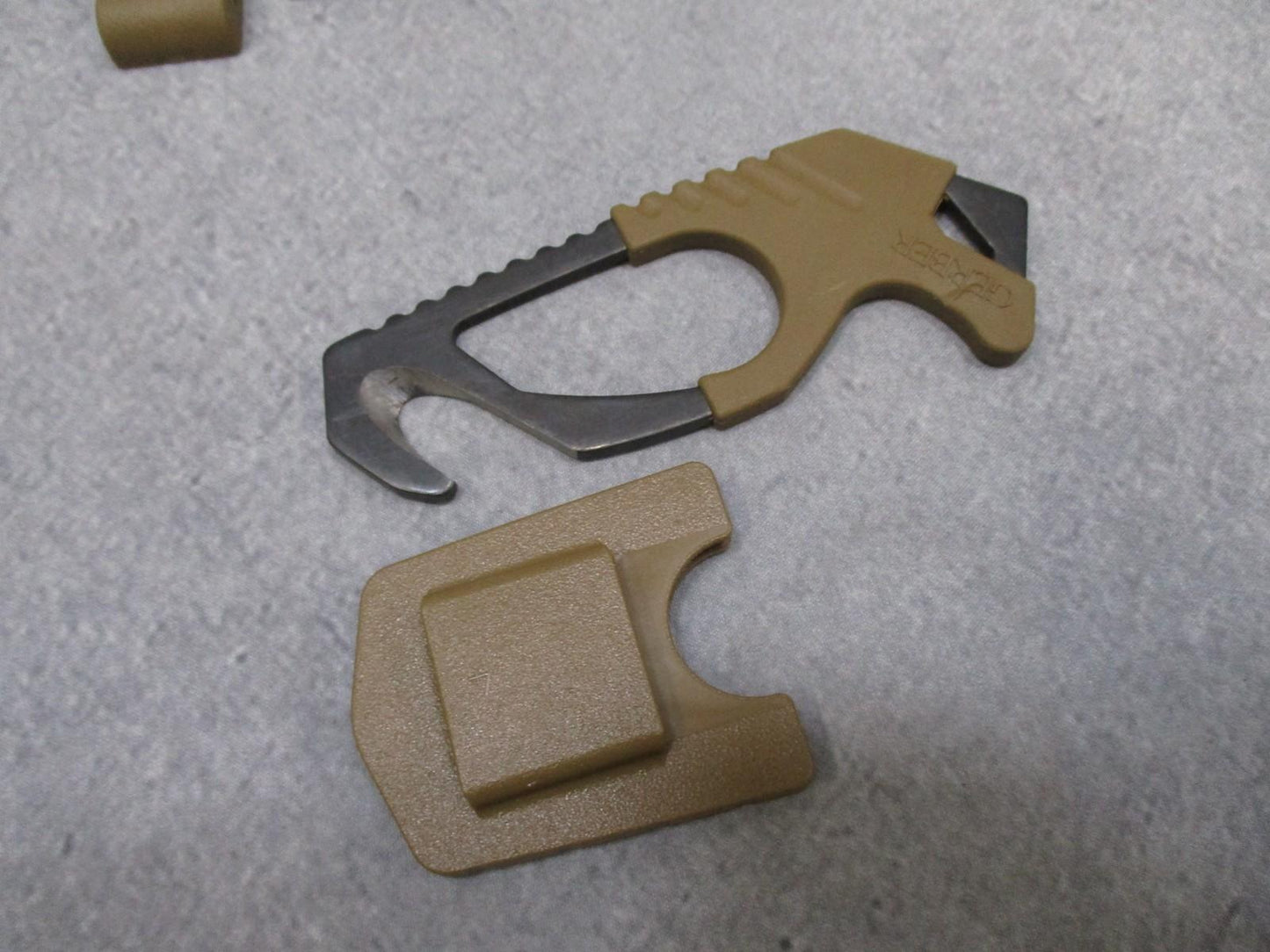 Gerber Strap Cutter Seatbelt Cutter Glass Breaker MOLLE Attachment