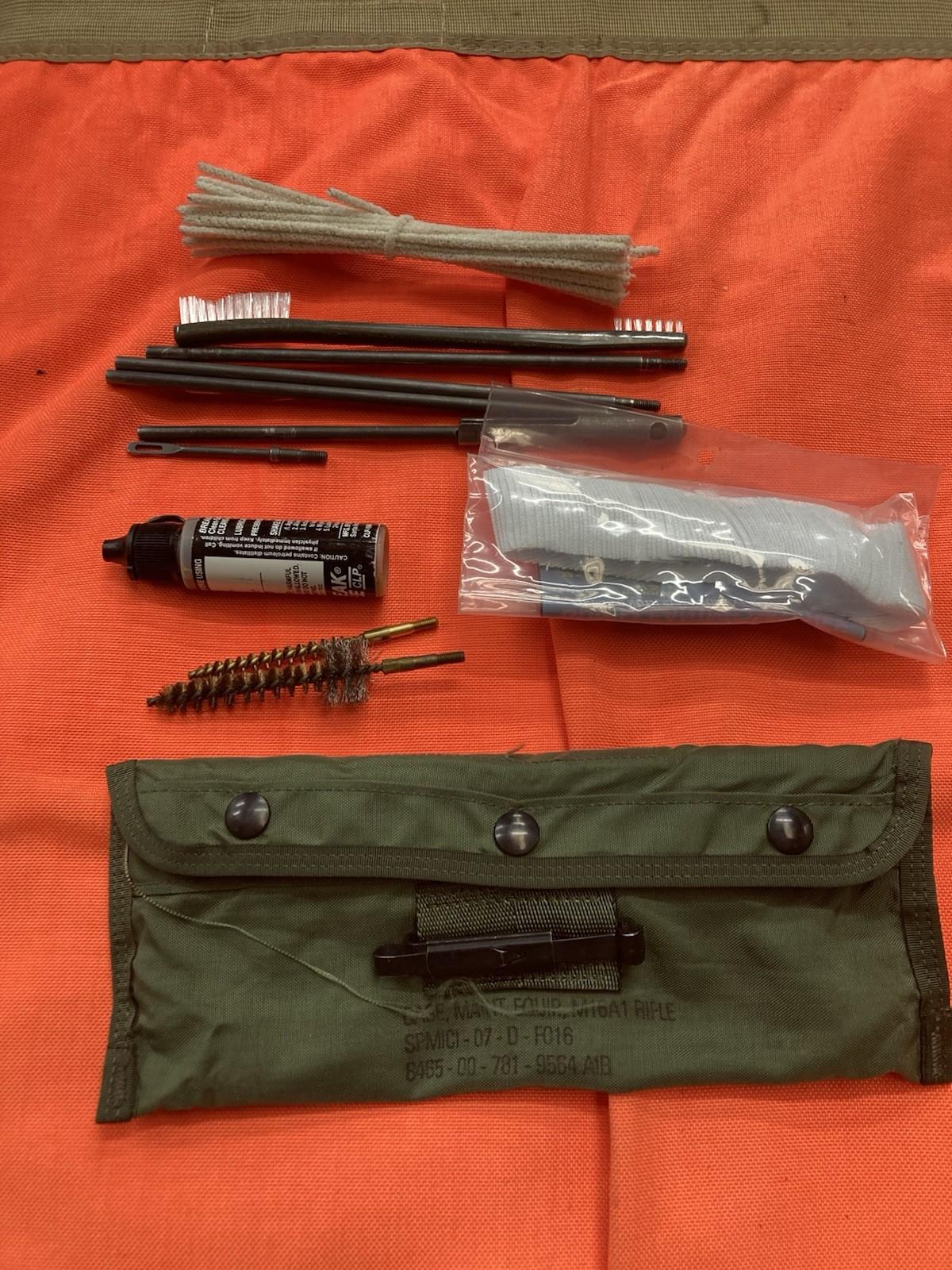 USGI Rifle Cleaning Kit Vietnam To 90s Era Complete Rifle Cleaning Kit 5.56/.223