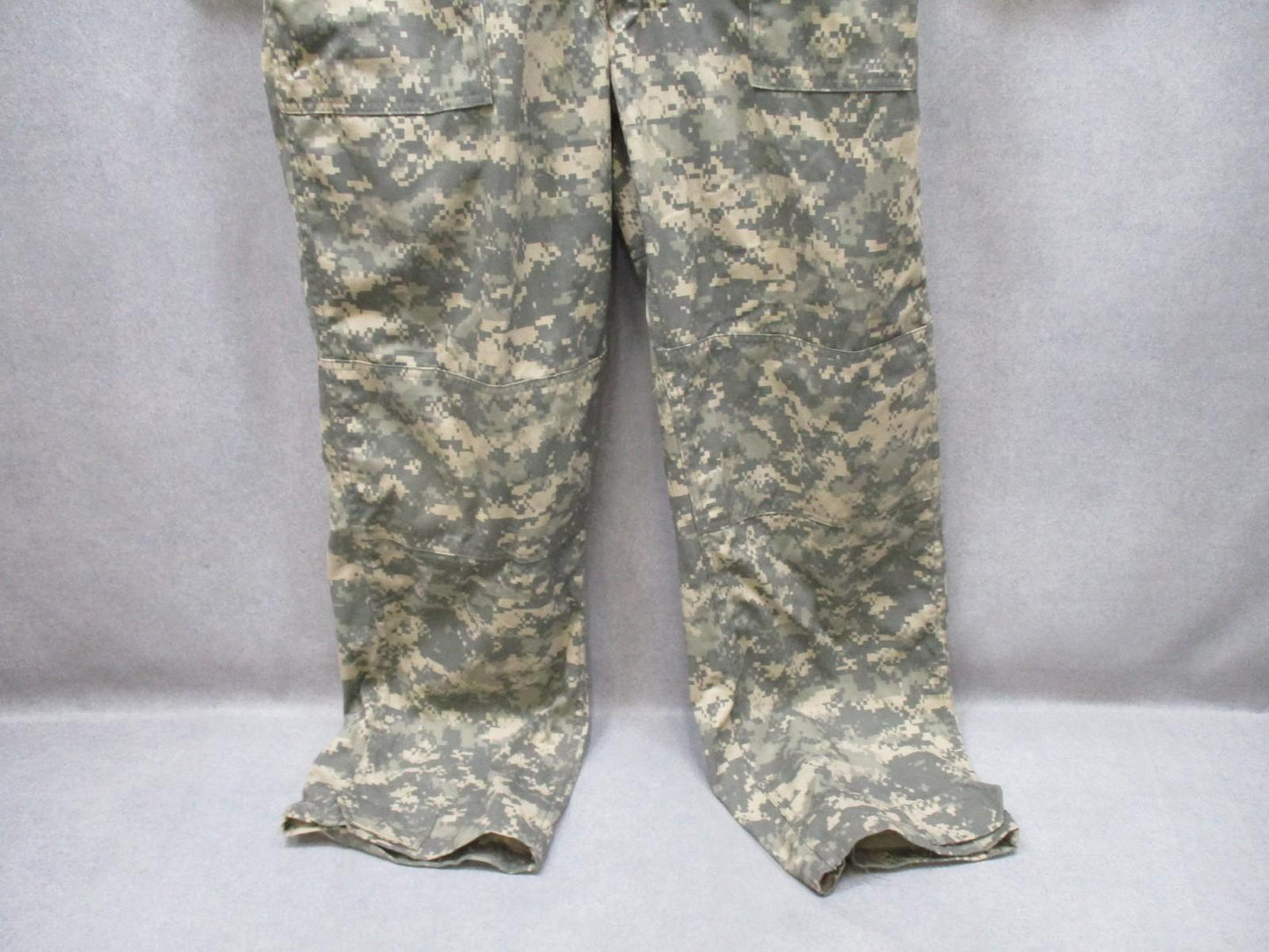 Army ACU US Military Coveralls Mechanics Medium Universal Camo Print Type III