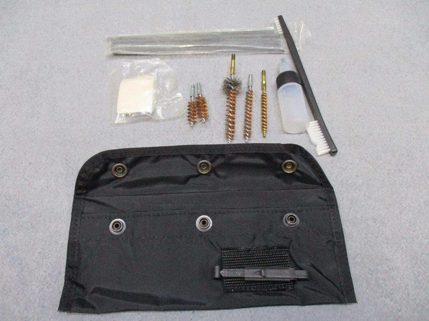 5.56 / .223 Rifle Cleaning Kit Complete w/ Case NOS Military Style Black Pouch